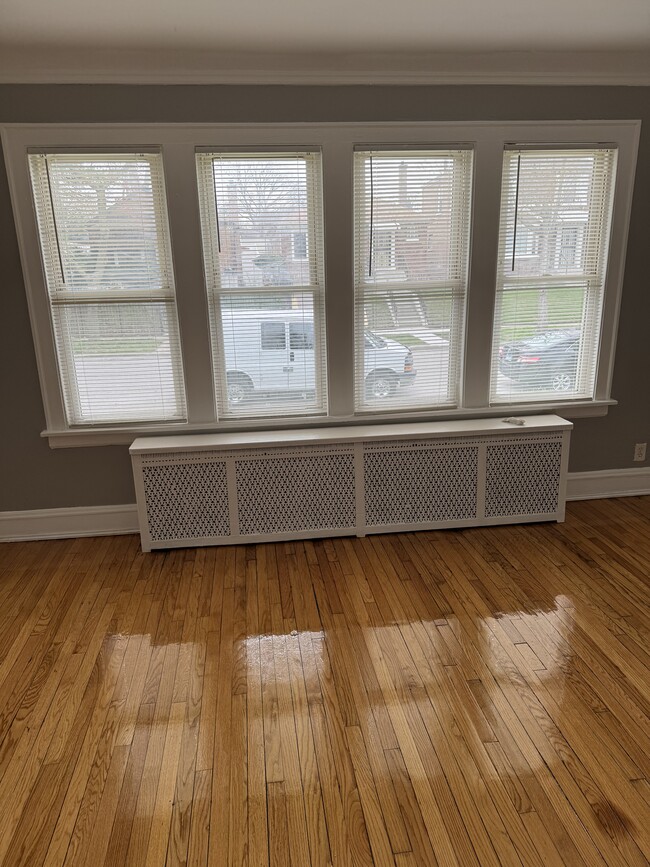 Building Photo - 12253 S Yale Ave
