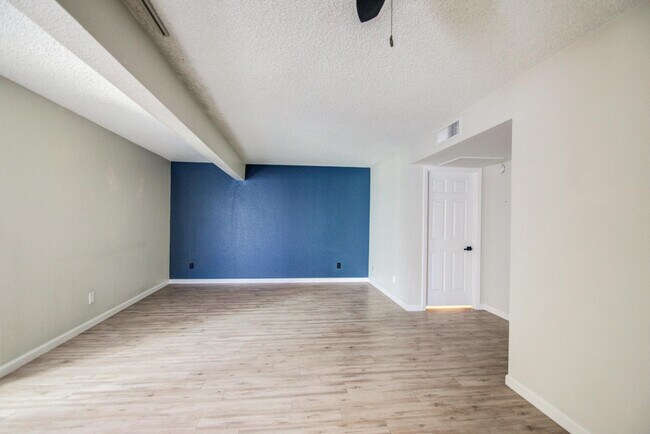 Foto del edificio - 7761 N 19th Dr