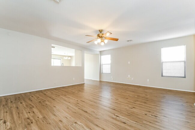 Foto del edificio - 11218 E Quarry Ave