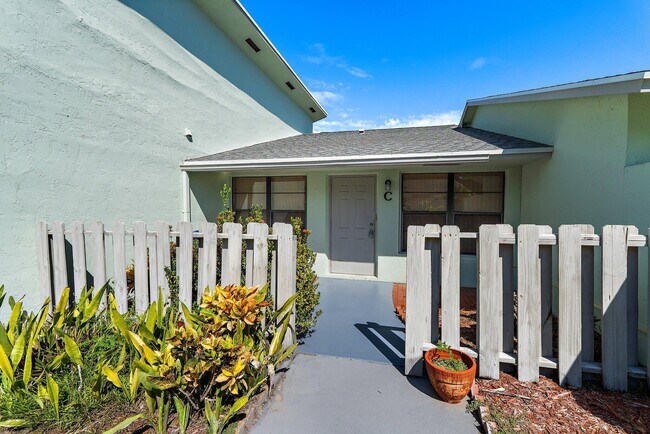 Foto del edificio - 431 Jupiter Lakes Blvd