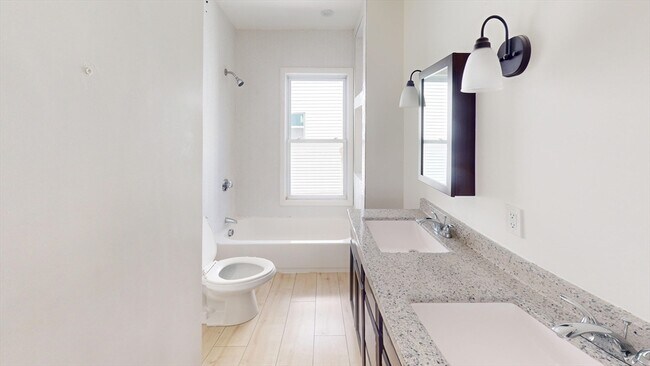 Foto del edificio - 45 Henry Ave