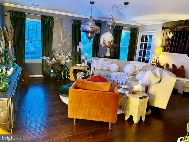 Foto del edificio - 2333 Rolling Meadows St