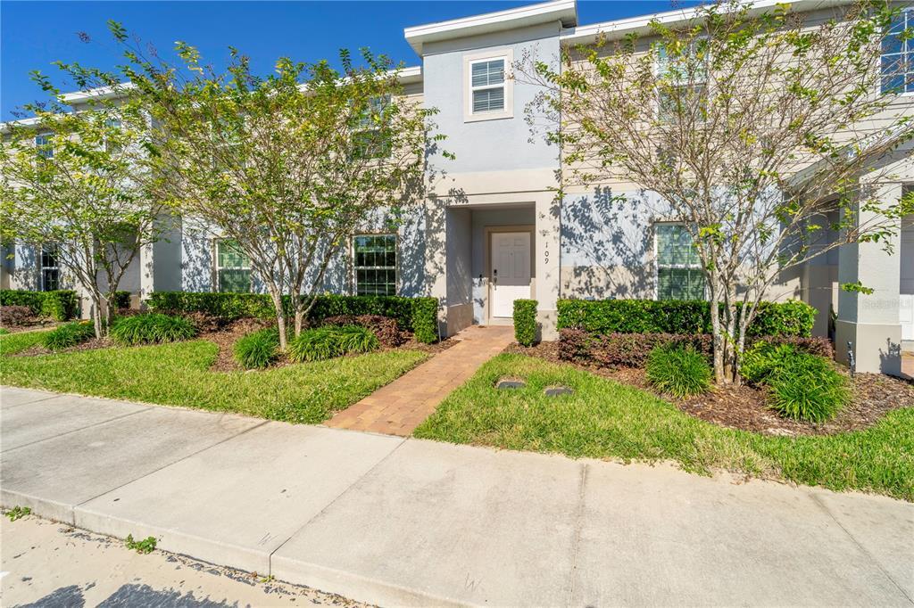 Foto principal - 109 Claire Ln