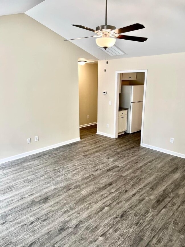 Building Photo - 1452 Murrill Hill Rd