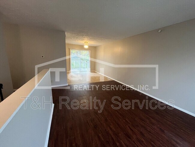 Building Photo - 8545 Lenna Ct