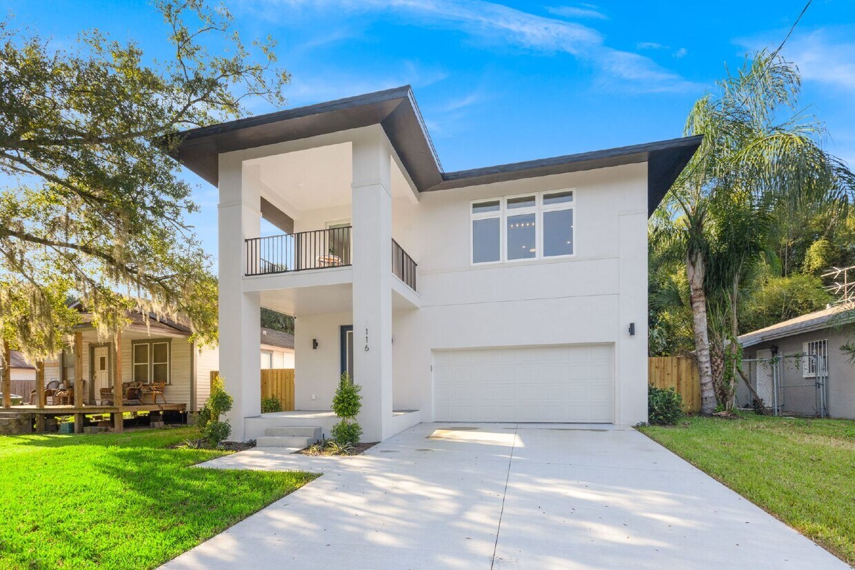 Primary Photo - Charming Tampa Rental - Perfectly Located ...