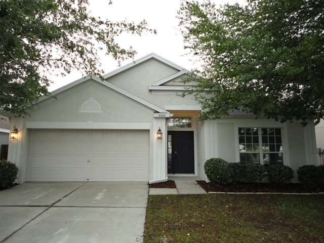 Foto principal - 10530 Walker Vista Dr