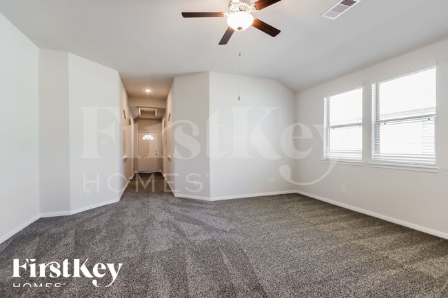 Foto del edificio - 255 Rd 5102F