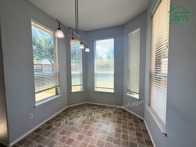 Building Photo - 3-Bedroom Home in Lakes of River Trails, Hurst - HEB ISD