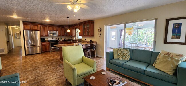 Foto del edificio - 1260 Island Dr