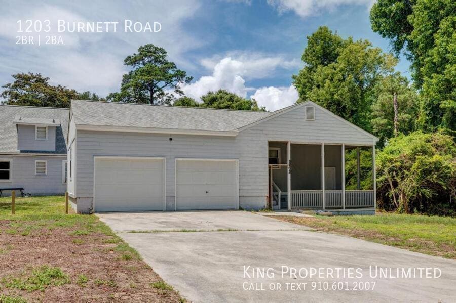 Primary Photo - 1203 Burnett Rd