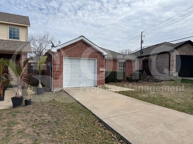 Foto del edificio - 17406 Energy Ln