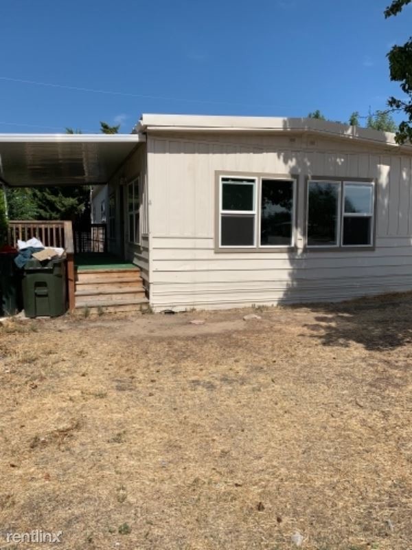 Primary Photo - 3 br, 2 bath House - 4 S Rose Circle