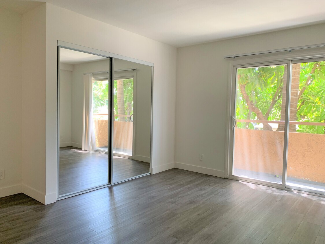 Rodeo Apartments Apartments in Los Angeles, CA Westside Rentals