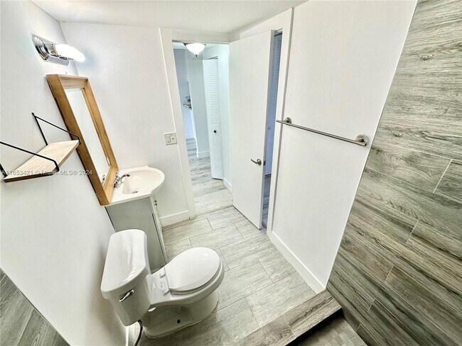 Foto del edificio - 19751 SW 114th Ave