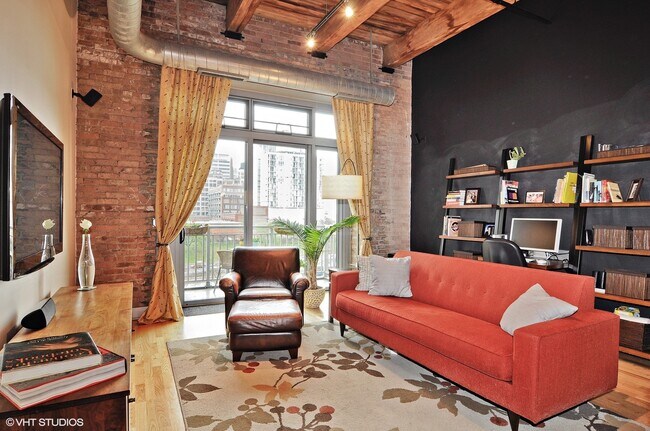 Foto del edificio - 770 W Gladys Ave