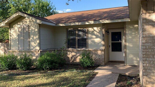 Building Photo - 112 S Mt Rushmore Dr