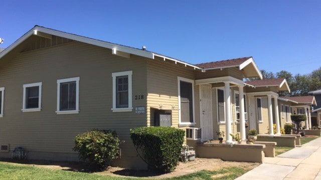 Building Photo - 218 N Curtis Ave