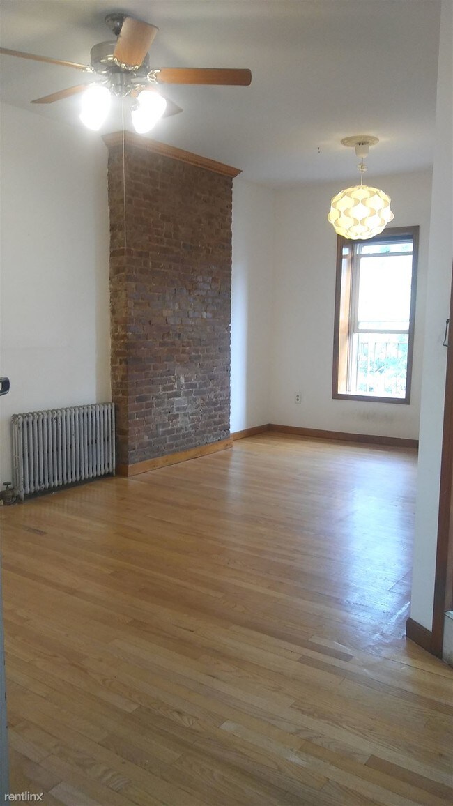Building Photo - 463 Prospect Ave