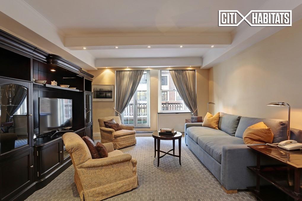 Foto principal - 111 W 56th St