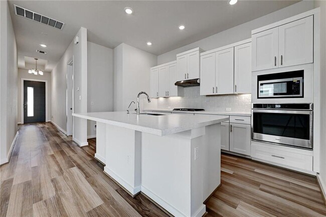 Building Photo - 104 Lemuel Crawford Trl