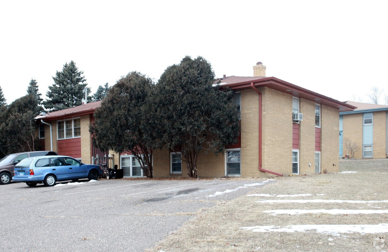 Primary Photo - 3601 Maryland Ave N