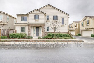 Building Photo - 2039 Karen Pl