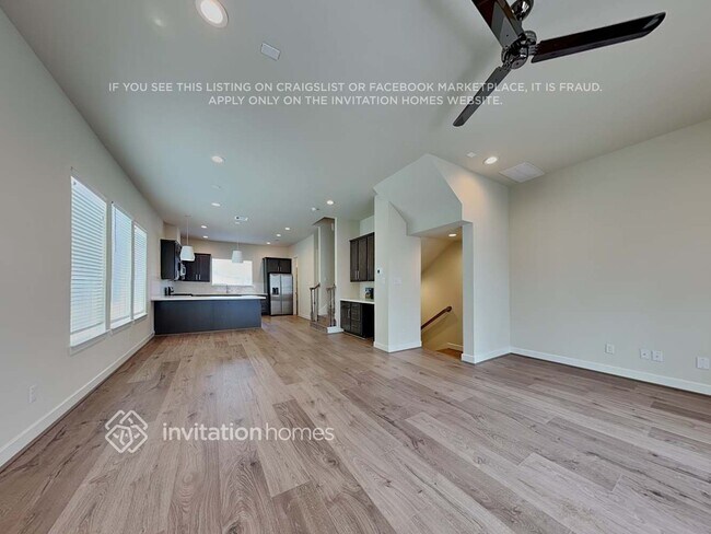 Foto del edificio - 711 Wilshire Brook Ln