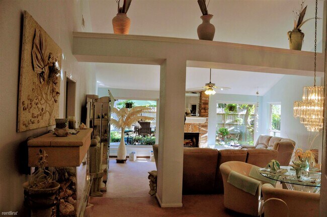 Foto del edificio - 11203 Winspring Dr