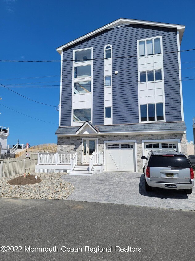 232 Dune Ave, Mantoloking, NJ 08738 House Rental in Mantoloking, NJ