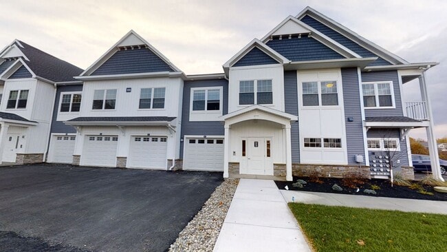 Interior Photo - The Lofts at Kelley Farms