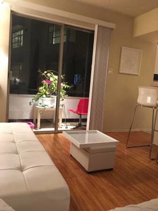 Foto principal - 10959 Strathmore Dr