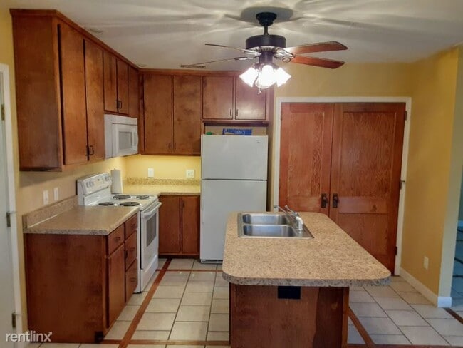 Building Photo - 2 br, 1 bath House - 1407 Williams St
