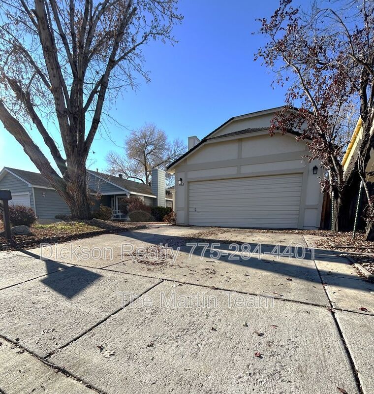 Building Photo - 2205 Morninglory Dr