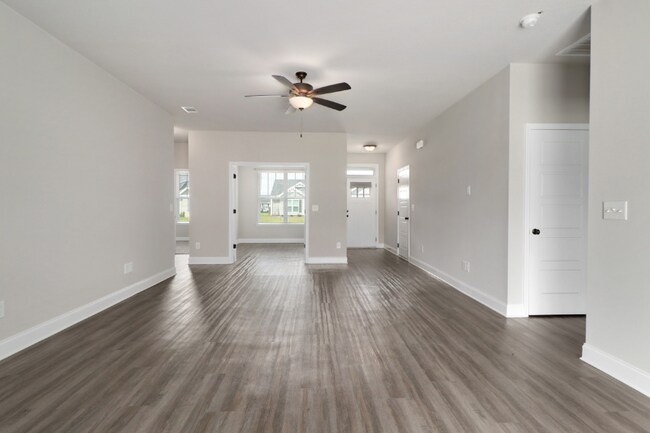 Foto del edificio - 112 Wisteria Ln