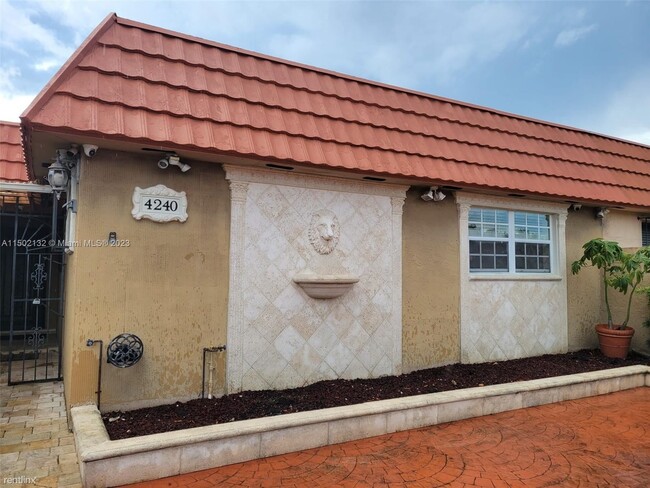 Foto del edificio - 3 br, 2 bath House - 4240 W 18th Ln