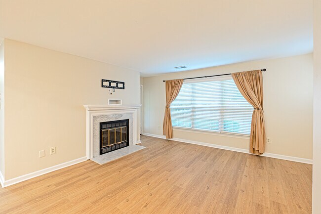 Building Photo - 11701 Karbon Hill Ct