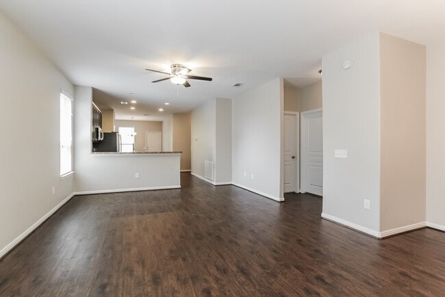Building Photo - 10339 Dawson Hill Lane