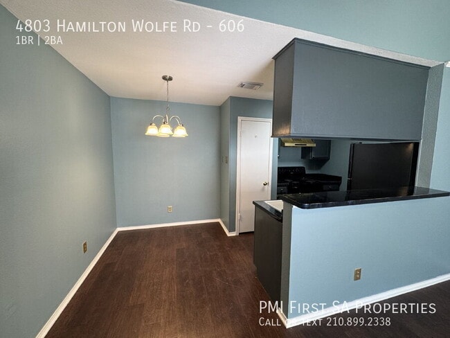 Building Photo - 4803 Hamilton Wolfe