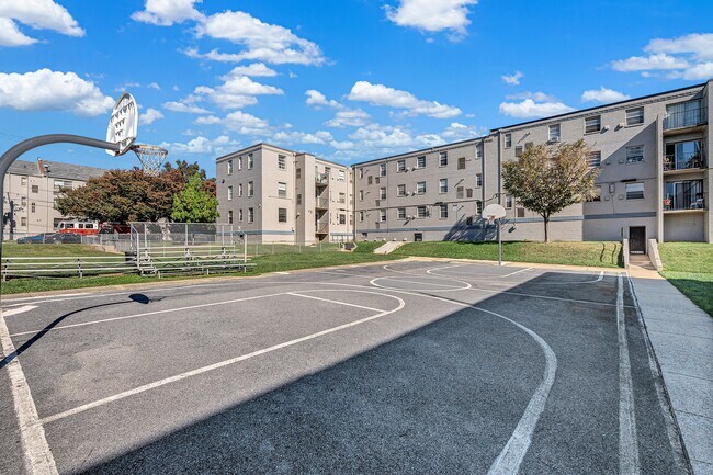 Foto del edificio - Brookland Manor