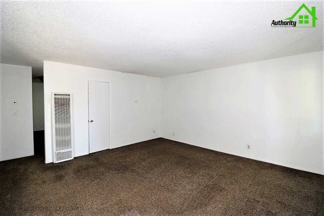 Building Photo - 3590 Polaris, Large Backyard For Room To P...