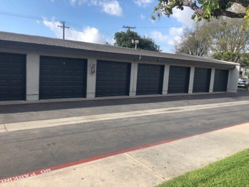 Building Photo - 7042 Fenway Dr
