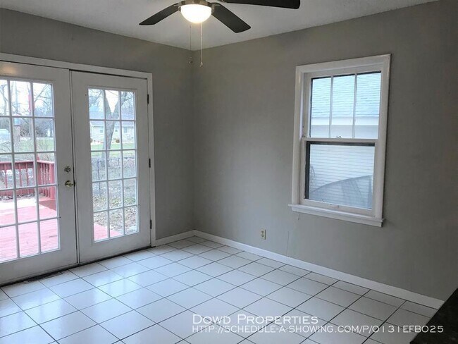 Foto del edificio - 1518 N Clinton Blvd