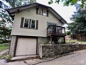 Building Photo - 51 Alger Ave