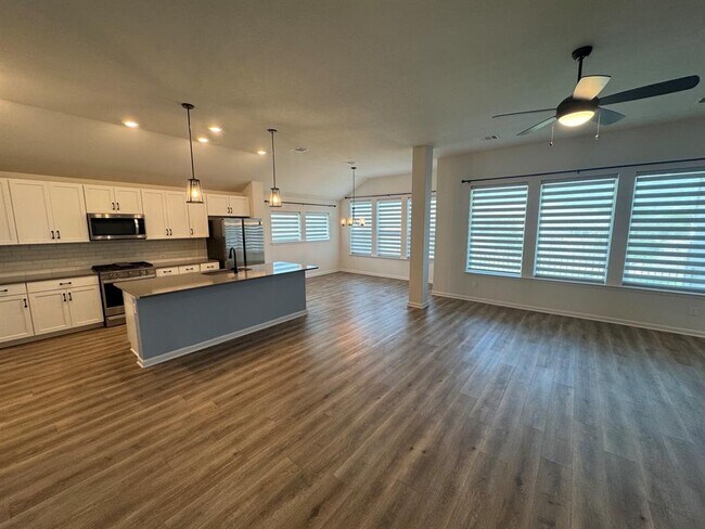 Foto del edificio - 1136 Olympic Ln