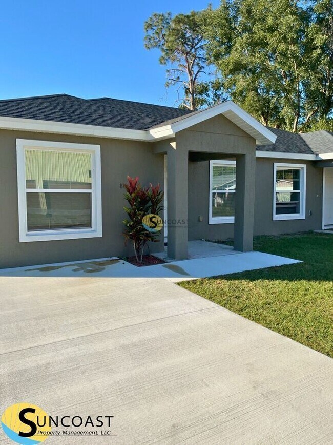 Foto del edificio - 815 Pineaire St