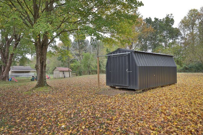 Foto del edificio - 2 BD, 1 BA Cozy Home in Dresden!