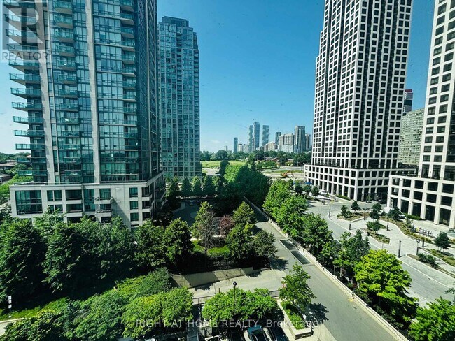 Building Photo - 3504 Hurontario St