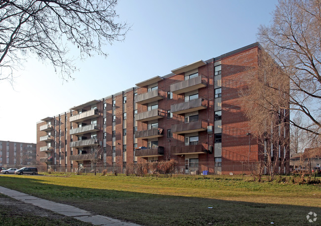 Photo du bâtiment - Oxford Apartments