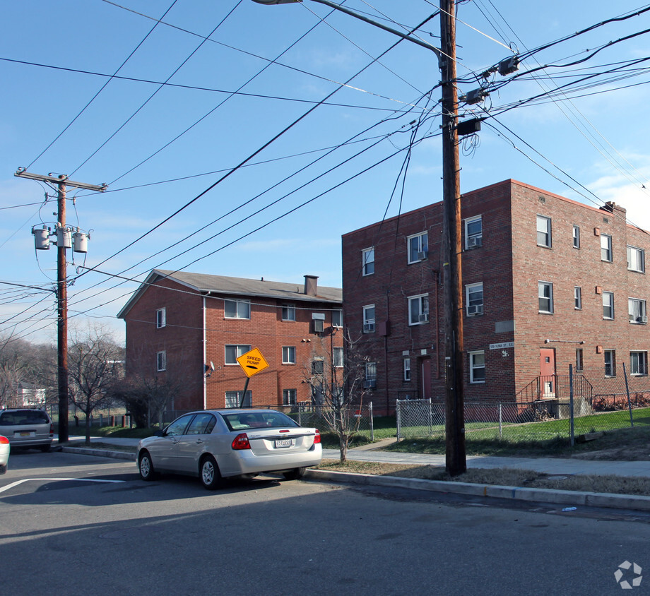 Foto del edificio - Yuma Street Apartments